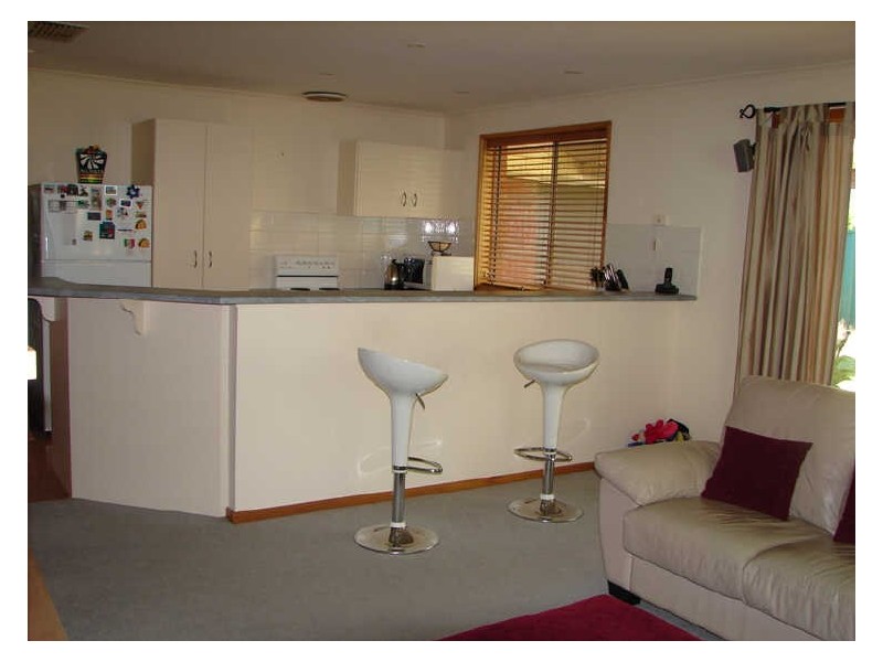 7 Scullin Cres, Hope Valley SA 5090