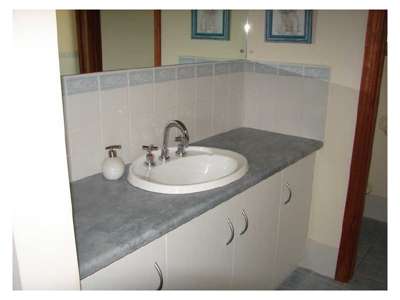 7 Scullin Cres, Hope Valley SA 5090
