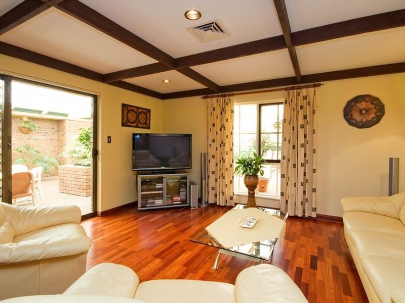 11 Mintanta Drive, Banksia Park SA 5091