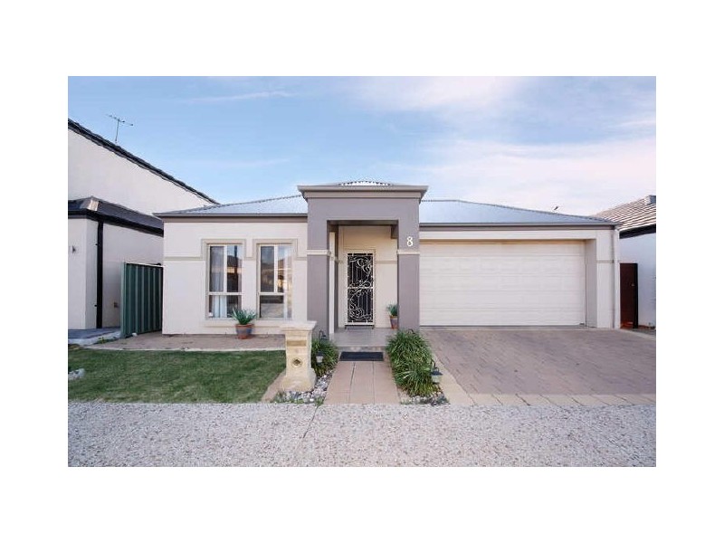 8 Pillie Cres, Mawson Lakes SA 5095