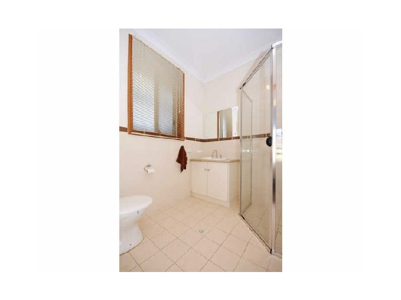 8 Pillie Cres, Mawson Lakes SA 5095