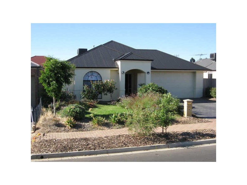 4 Kopoola Cres, Gilles Plains SA 5086