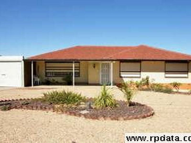 17 Finniss Ave, Ingle Farm SA 5098