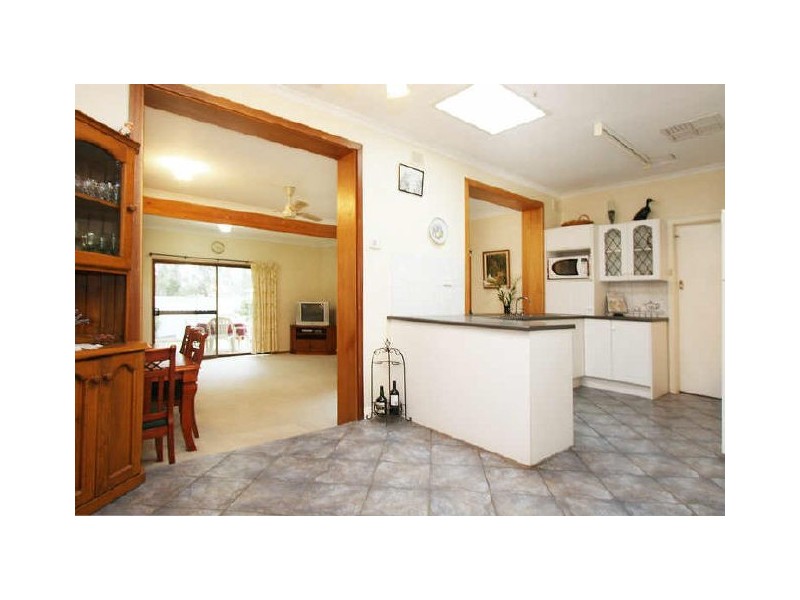 6 Rega Ave, Hope Valley SA 5090