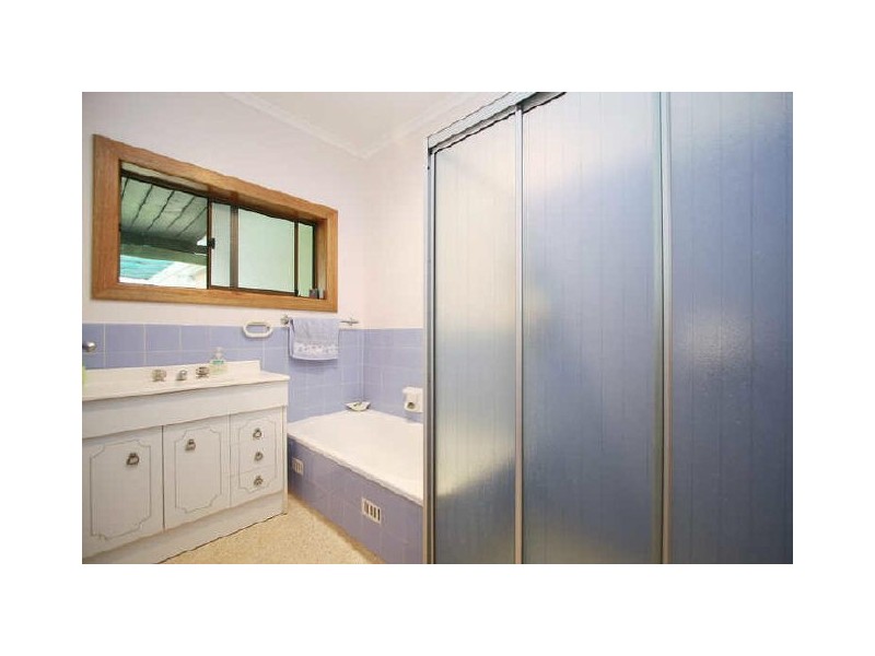 6 Rega Ave, Hope Valley SA 5090