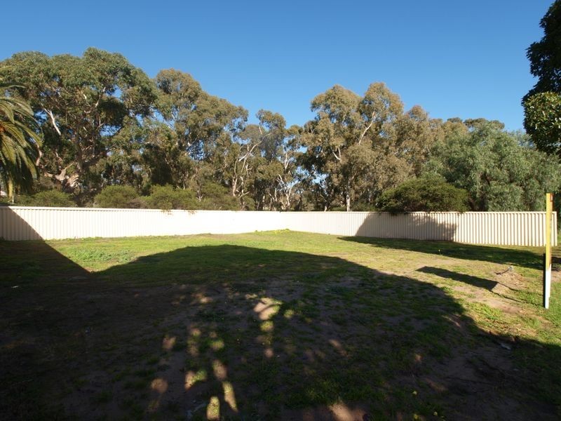 15 Crampton Street, Fairview Park SA 5126