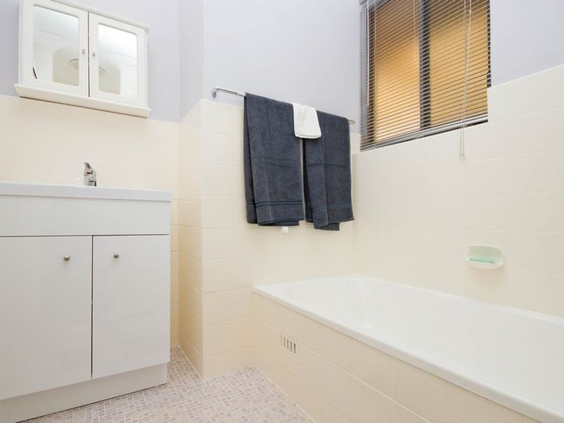 4 Pope Crescent, Hope Valley SA 5090