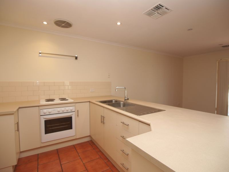 2A Dunmore Street, Blair Athol SA 5084