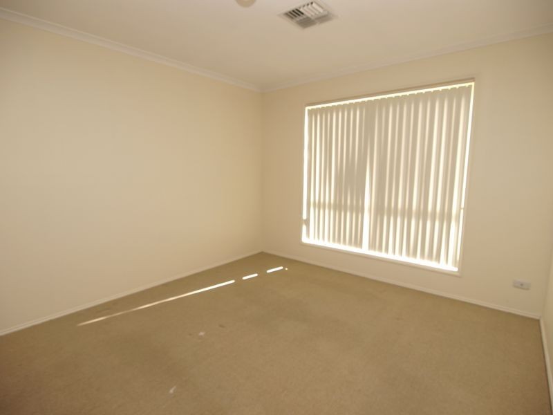 2A Dunmore Street, Blair Athol SA 5084