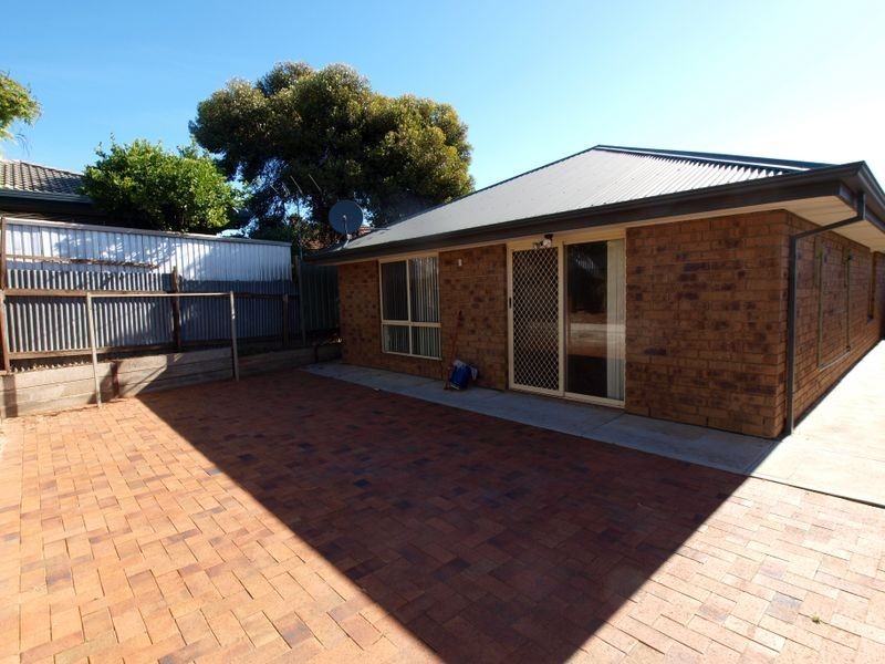 2A Dunmore Street, Blair Athol SA 5084