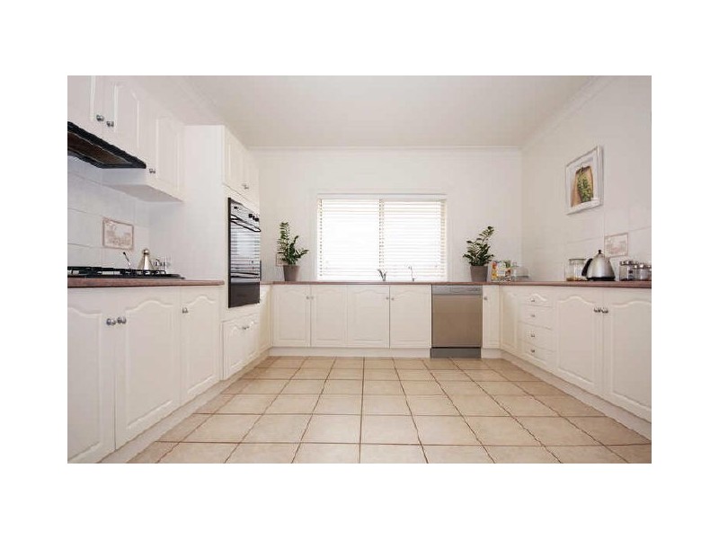 16 Breakwater Court, Gulfview Heights SA 5096