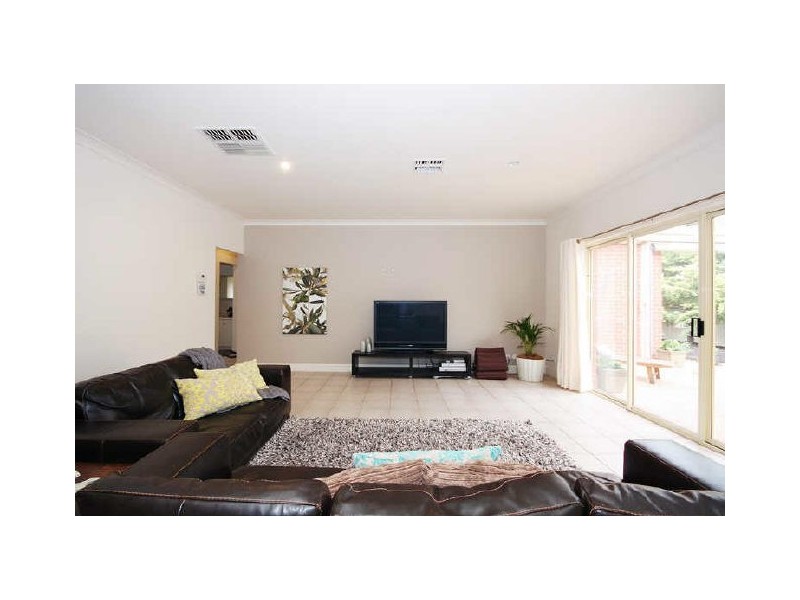 16 Breakwater Court, Gulfview Heights SA 5096