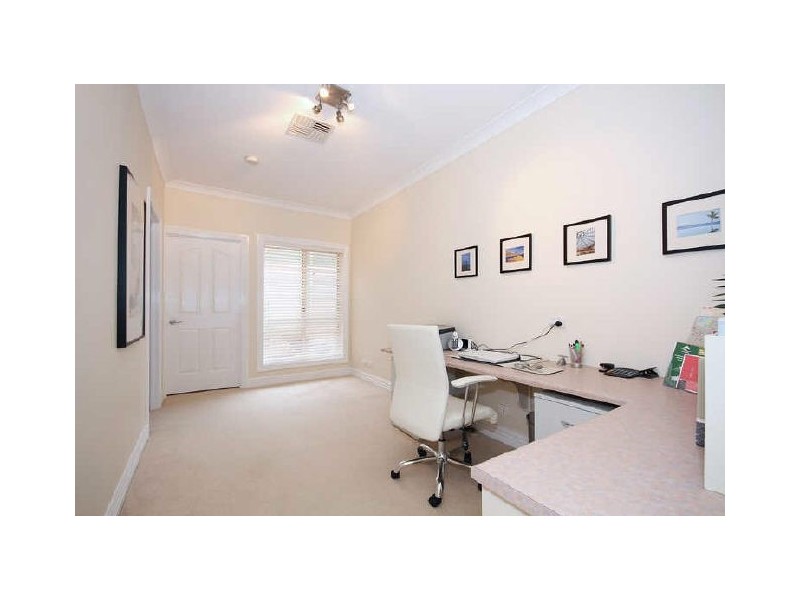 16 Breakwater Court, Gulfview Heights SA 5096