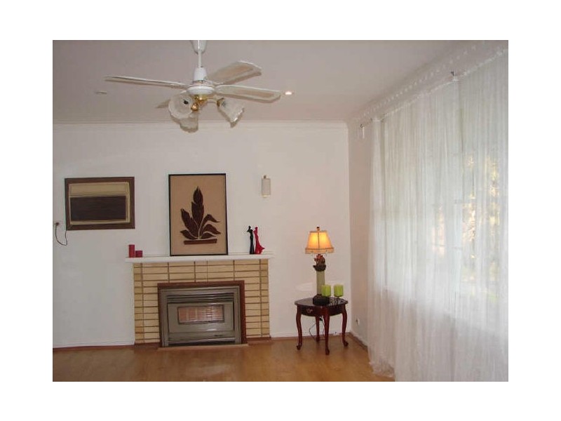 15 Lake View Cres, Highbury SA 5089