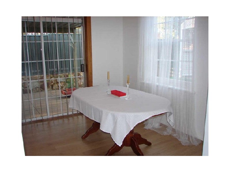 15 Lake View Cres, Highbury SA 5089