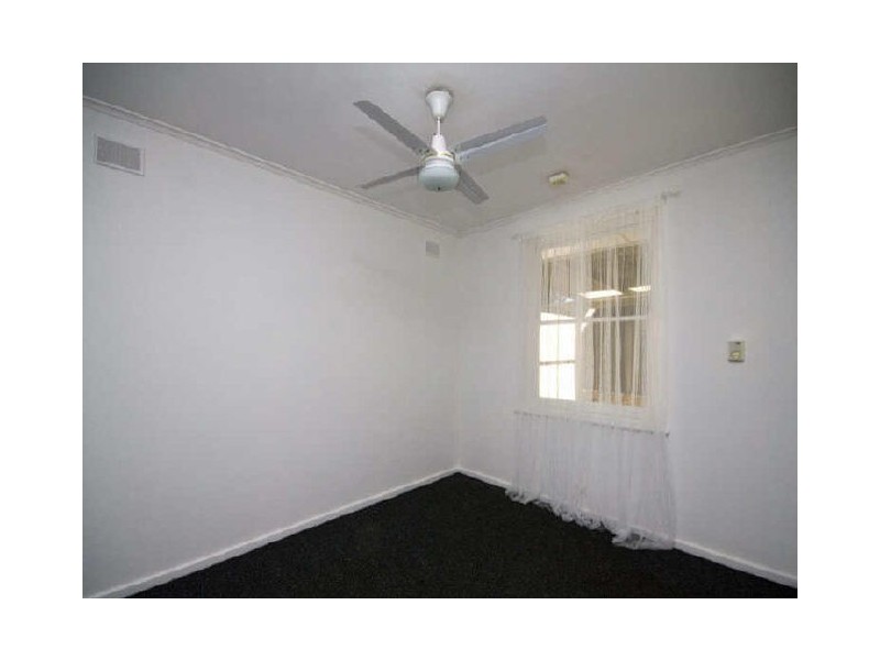 15 Lake View Cres, Highbury SA 5089