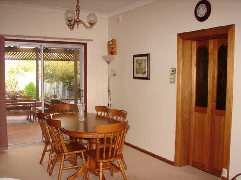 55 Heysen Avenue, Hope Valley SA 5090