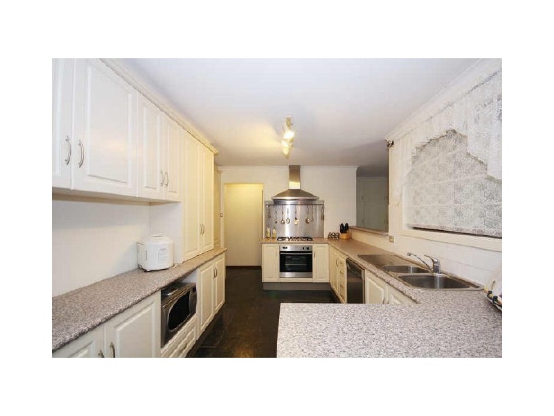 3 Narelle Court, Hope Valley SA 5090