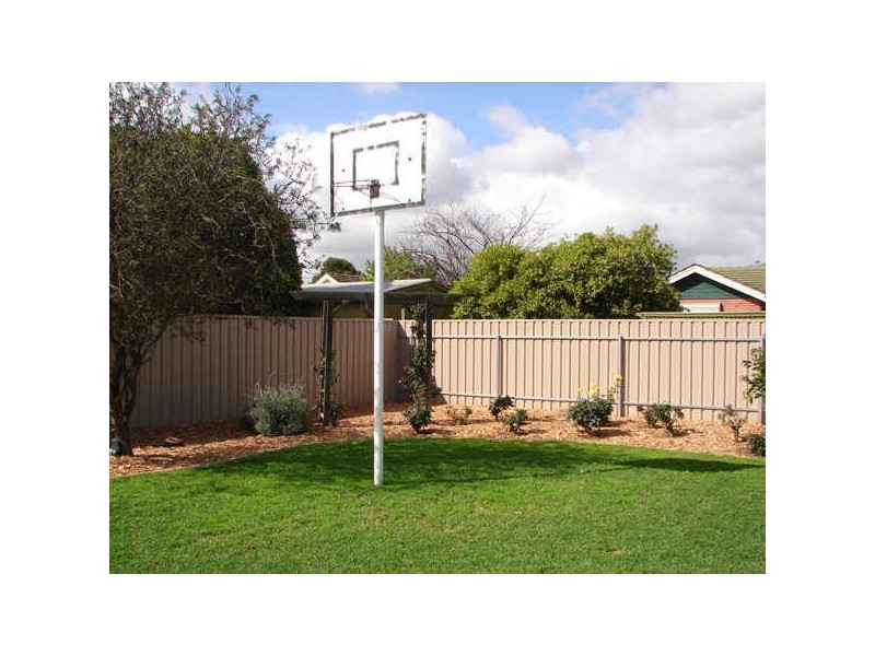 28 Wilfred Ave, Salisbury SA 5108