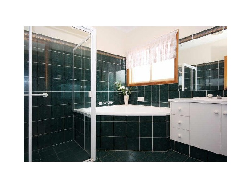 13 Borodino Court, Greenwith SA 5125