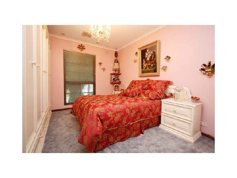1 Nolan Court, Hope Valley SA 5090