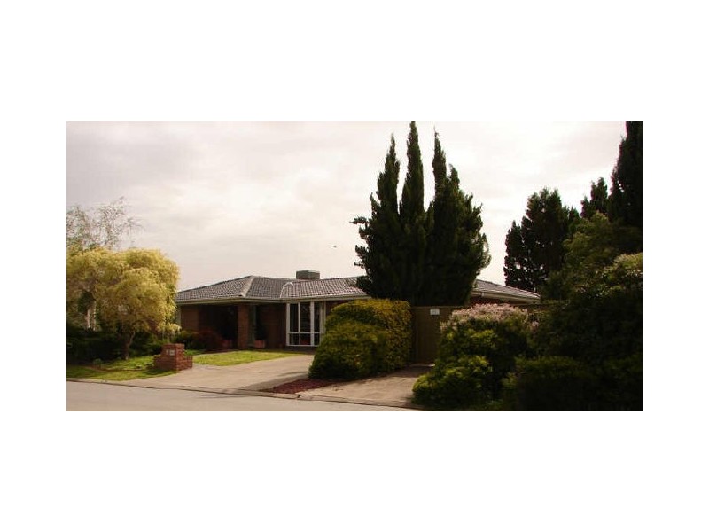 11 Hillrise Ct, Wynn Vale SA 5127