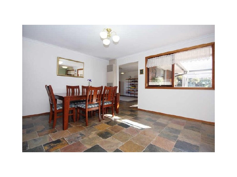 11 Hillrise Ct, Wynn Vale SA 5127