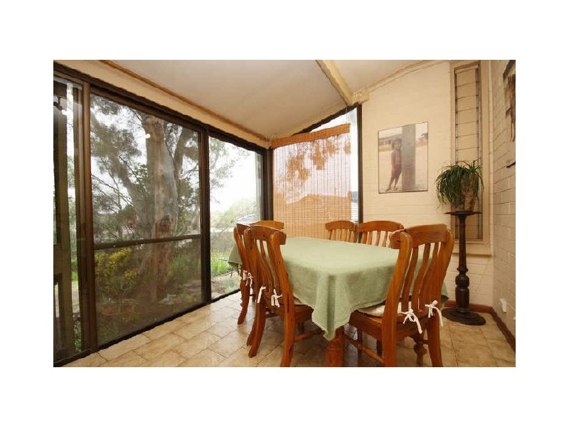 23 Bayvue Cres, Ridgehaven SA 5097