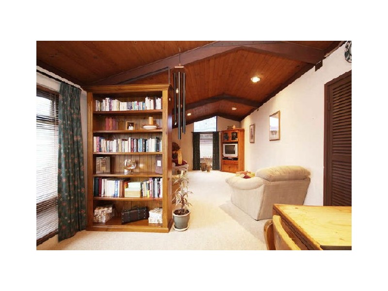 23 Bayvue Cres, Ridgehaven SA 5097