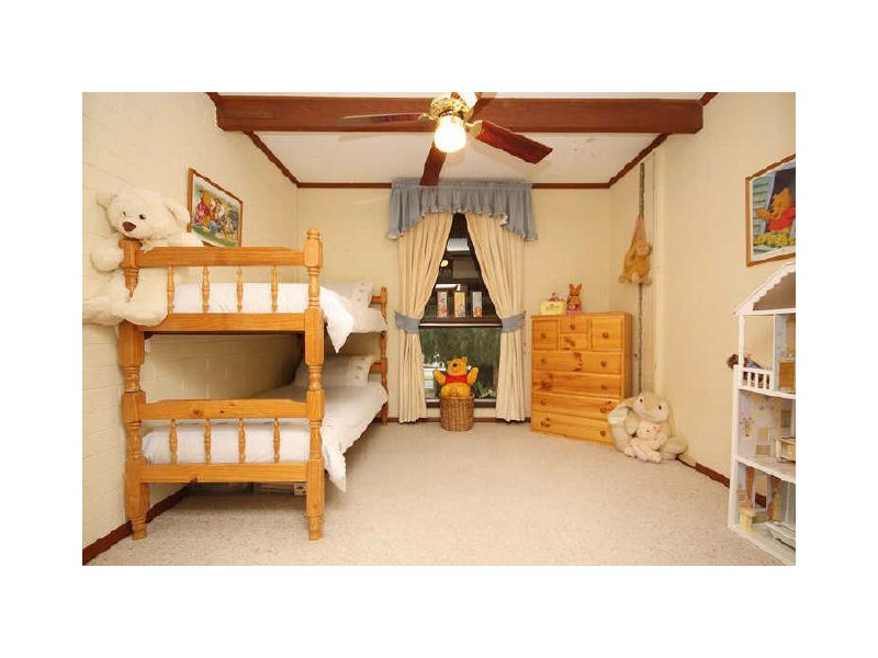 23 Bayvue Cres, Ridgehaven SA 5097