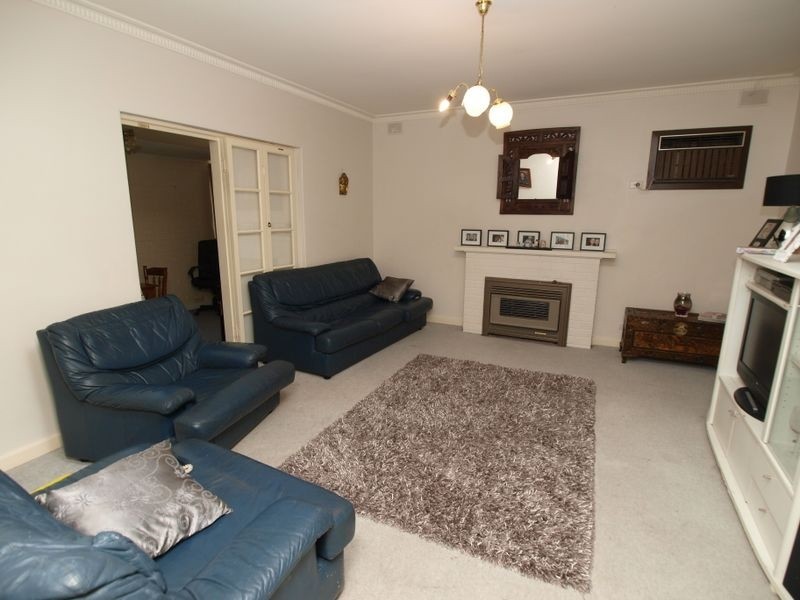 29 Awoonga Rd, Highbury SA 5089