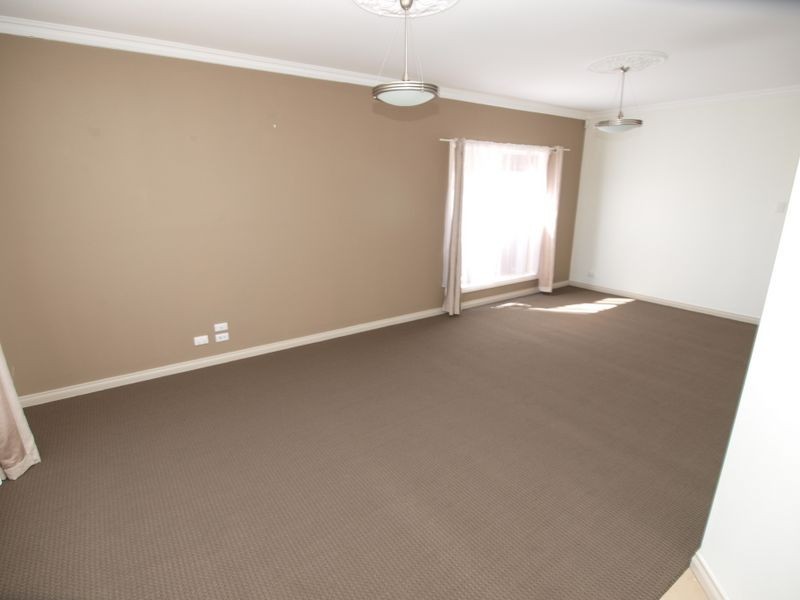 15 Gray crt, Golden Grove SA 5125