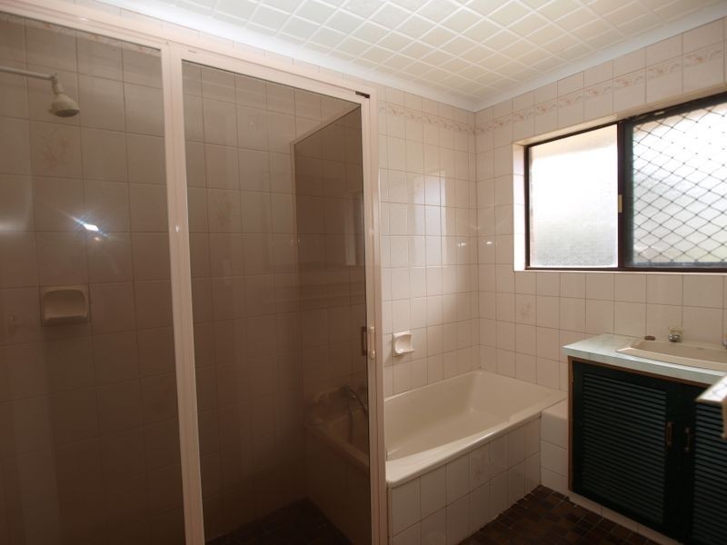 27 Grant Ave, Salisbury Downs SA 5108