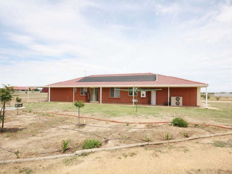 6 Sophia Court, Lewiston SA 5501