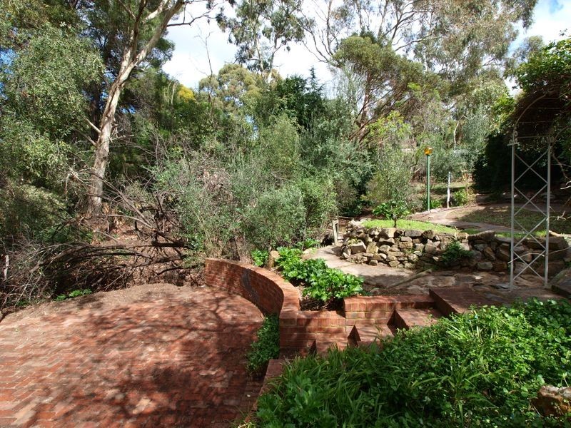 90 Valley View Drive, Highbury SA 5089