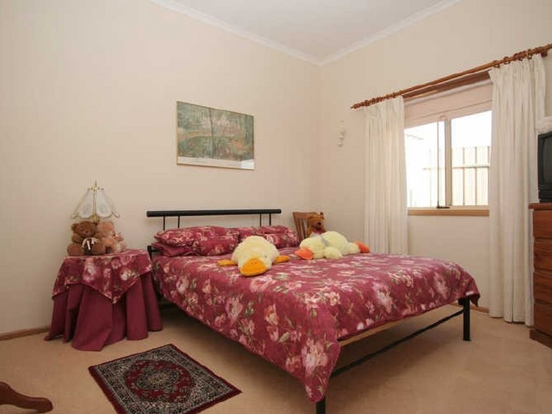 8 Marlborough Close, Hillbank SA 5112