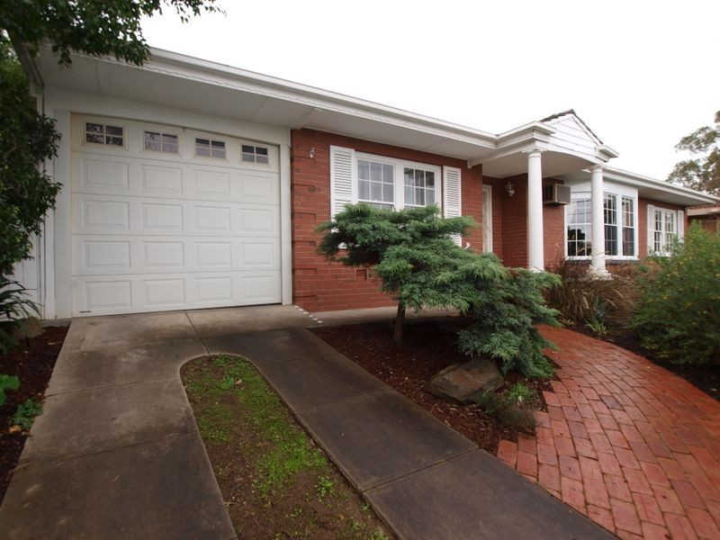 12 Dene Rd, Highbury SA 5089