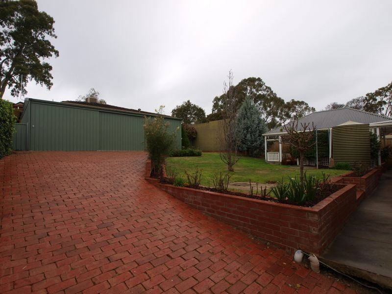 12 Dene Rd, Highbury SA 5089
