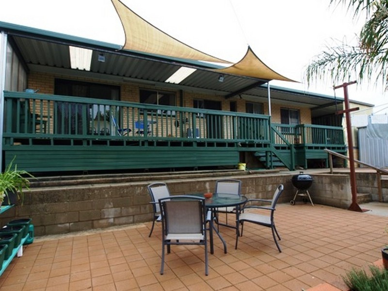 11 Ronald Road, Redwood Park SA 5097