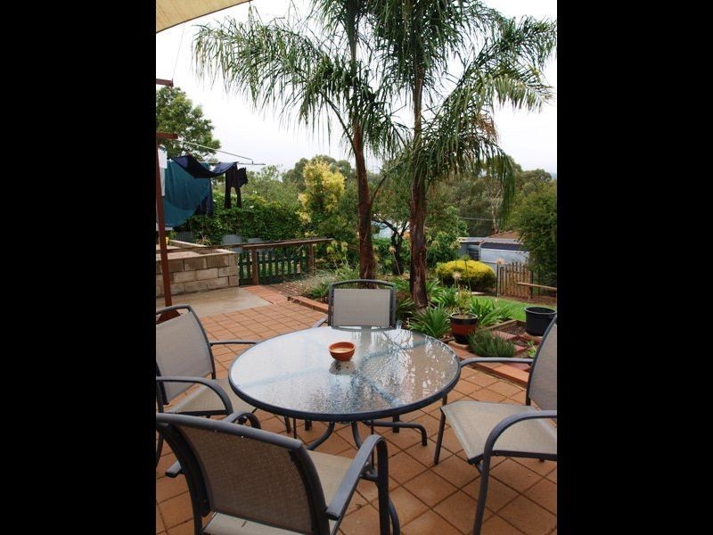 11 Ronald Road, Redwood Park SA 5097