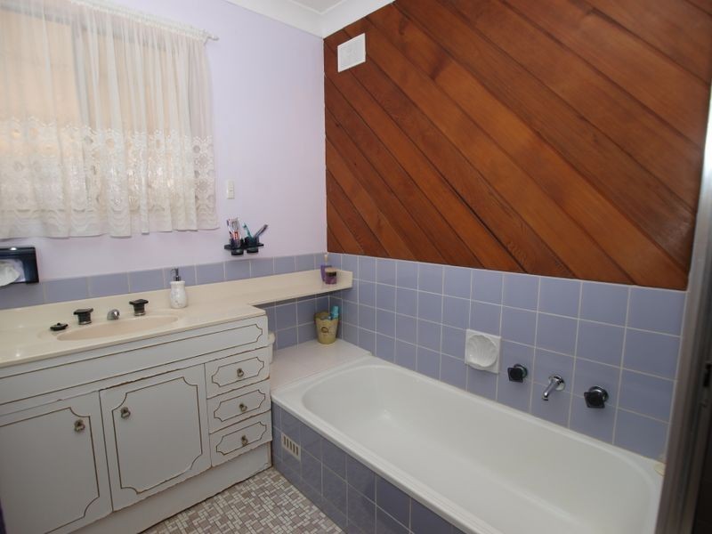 4 Mayfield Street, Para Hills SA 5096