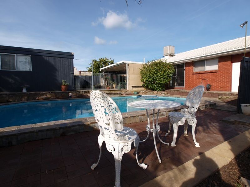 4 Mayfield Street, Para Hills SA 5096