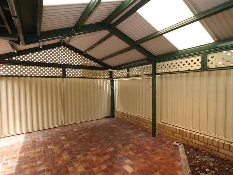 6A Storey Cres, St Agnes SA 5097