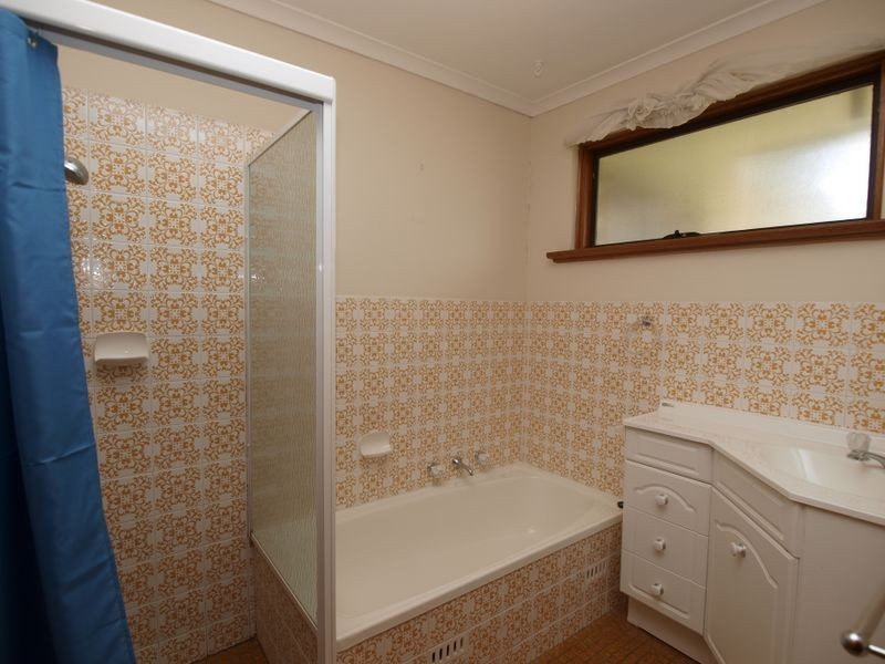 6A Storey Cres, St Agnes SA 5097