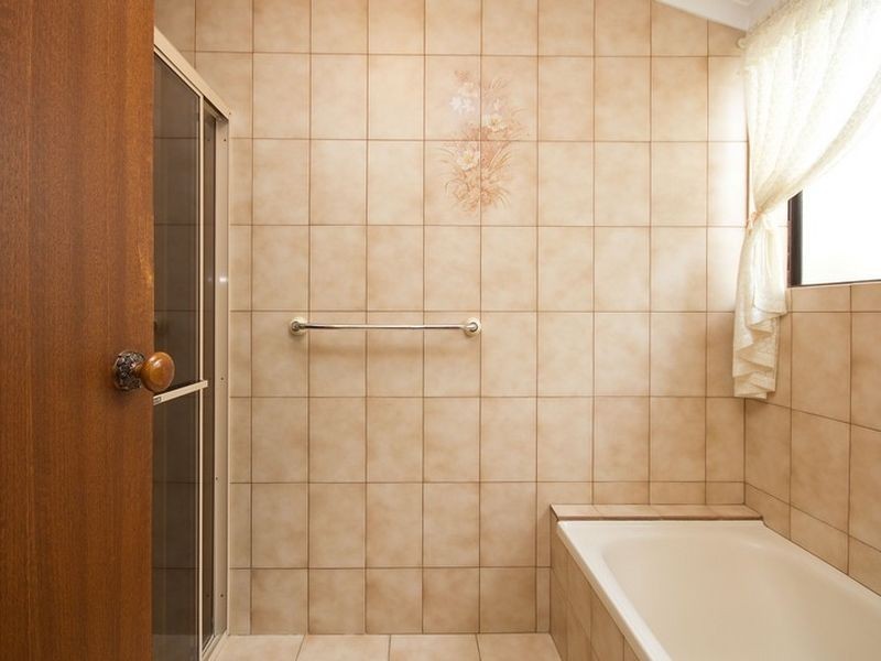 4 Finch Court, Modbury Heights SA 5092