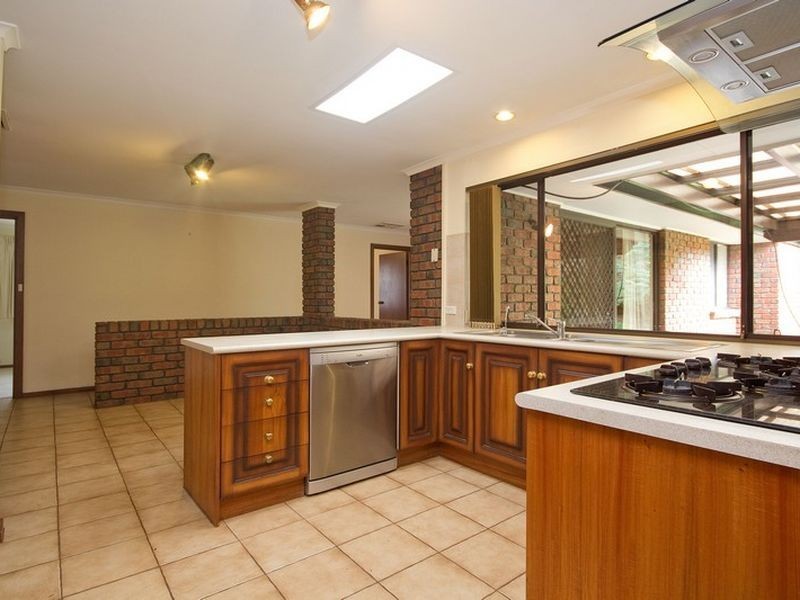 4 Finch Court, Modbury Heights SA 5092