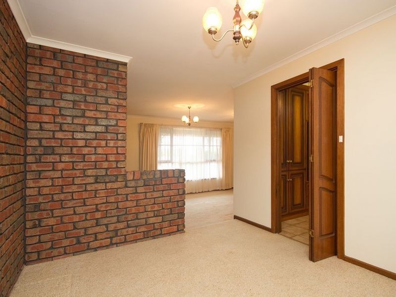 4 Finch Court, Modbury Heights SA 5092