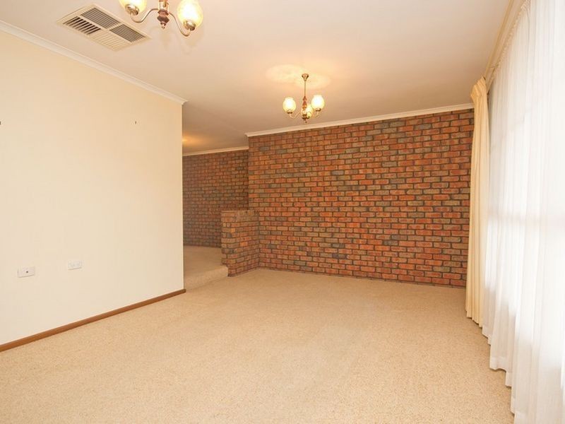 4 Finch Court, Modbury Heights SA 5092