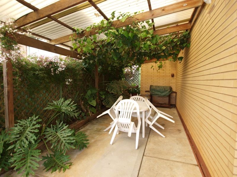 24 Lake View Cres, Highbury SA 5089