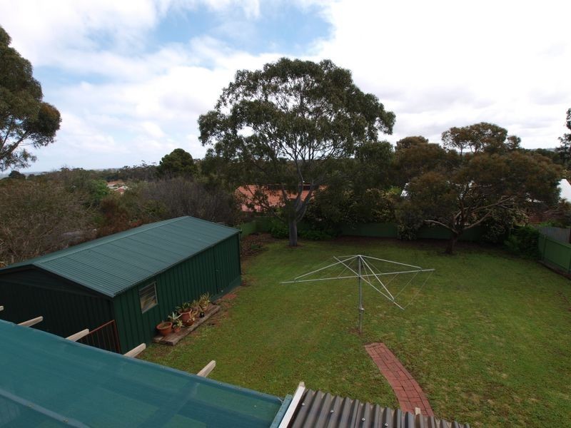 24 Lake View Cres, Highbury SA 5089